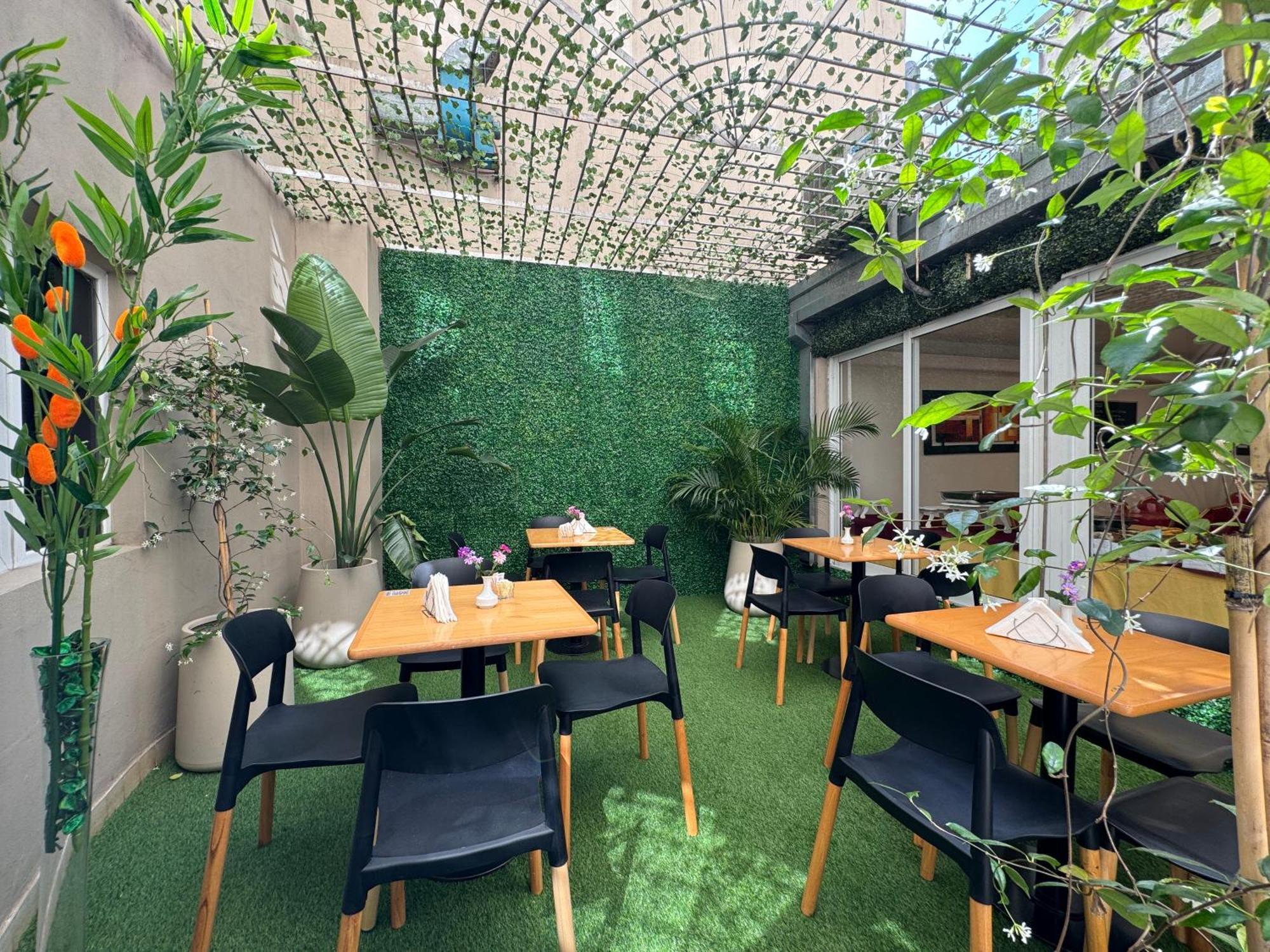 Intersur Suites Buenos Aires Exterior photo